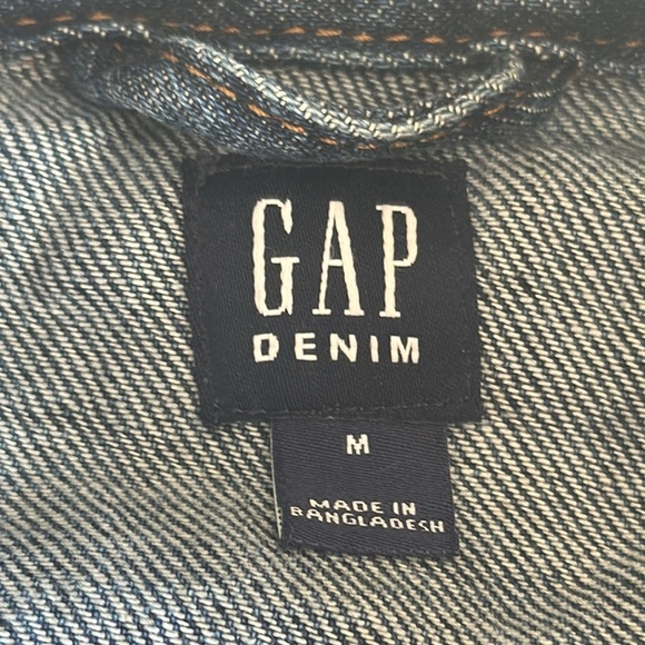 Size medium youth(8-10) boys or girls, Jean jacket, dark denim, like new - Picture 2 of 7